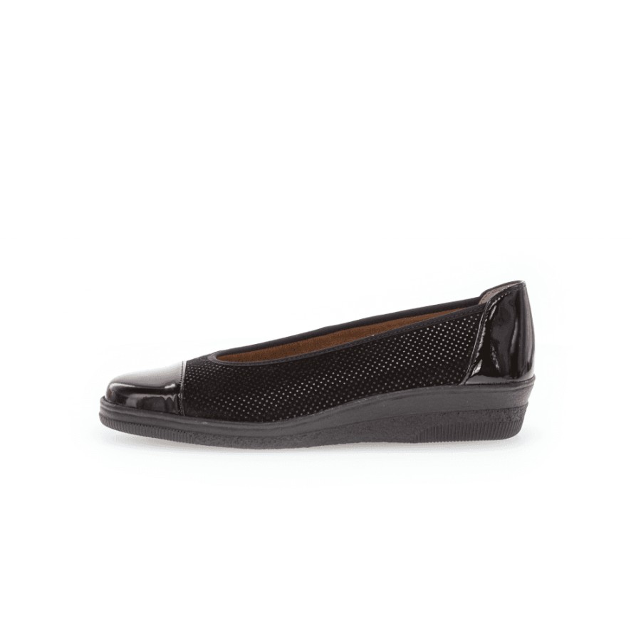 Gabor Cap Toe Wedge Pump - Petunia 06.402 | Pumps & Flats