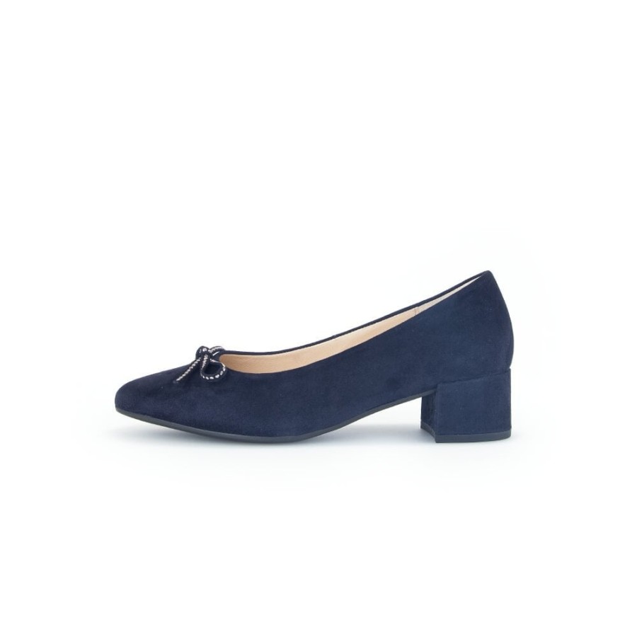 Gabor Low Block Court Heel With Bow Detail - Hurworth 41.444 | Courts