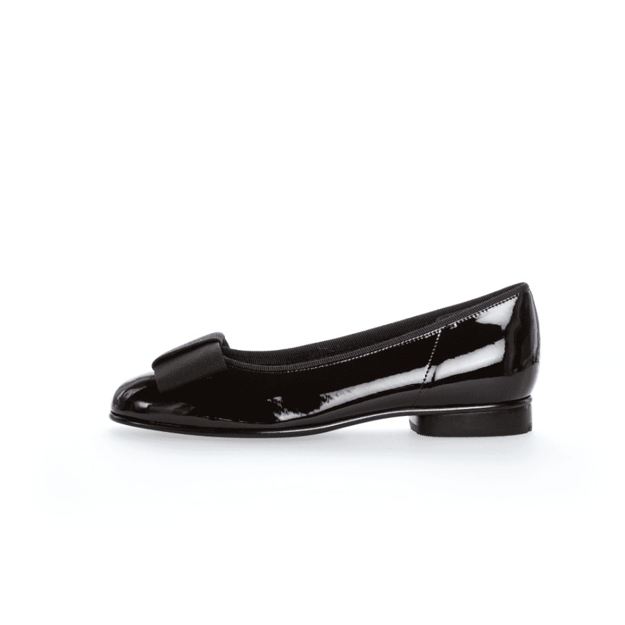 Gabor Bow Detail Pump - Assist 05.100 | Pumps & Flats