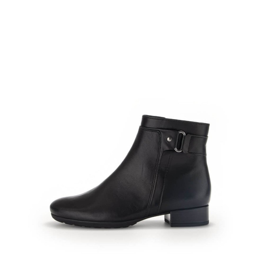 Gabor Flat Ankle Boot - Barbara 32.713 | Ankle Boots