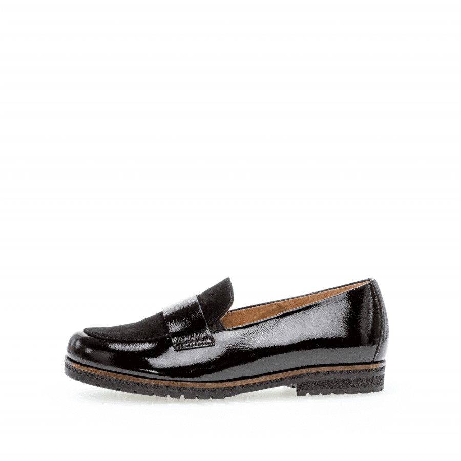 Gabor Smart Patent Loafer With Suede Detail - Elder 32.042 | Loafers And Moccasins